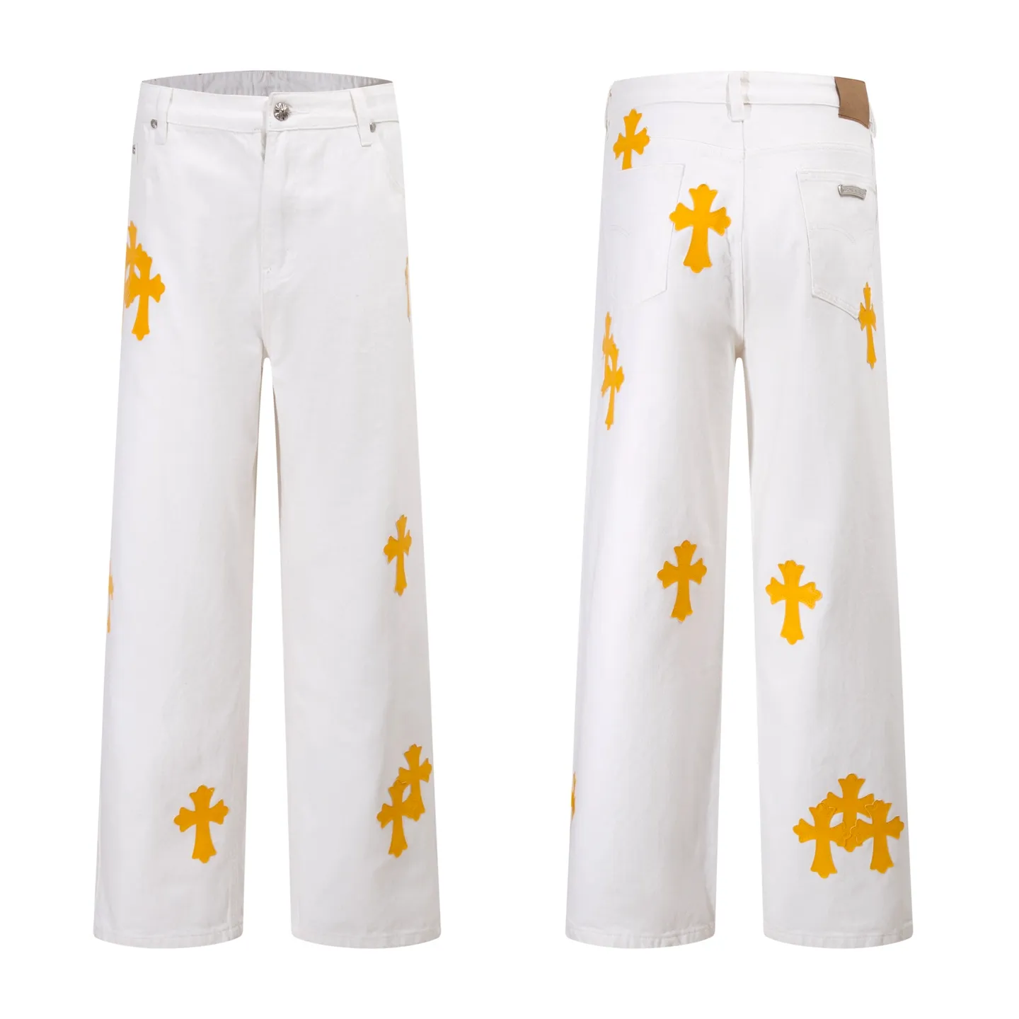 P210 Style number: H897 [Men's zipper style] Croxin & 𝐂𝐡𝐫𝐨𝐦𝐞 𝐇𝐞𝐚𝐫𝐭 ss25 new yellow Miami patchwork leather jeans. Styles with different washed textures are very friendly to people with thin legs. The slightly flared version perfectly modifies the leg shape. The timeless and moderate length makes it easy to match and match. It is the basis for various styles and is a must-have in your wardrobe! The fabric is stiff but also makes the upper body soft without losing texture. The washing process is even more perfect. It is a must-have item for everyone! ! ! Washed wheat, hang tag, pants label, complete with three labels Color: white Size: 30-32-34-36